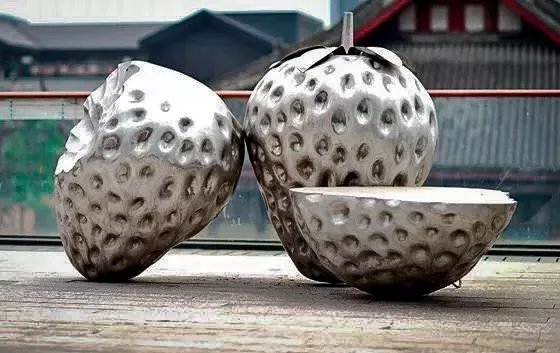 成都太古里裸眼3d龙雕塑,成都18个雕塑