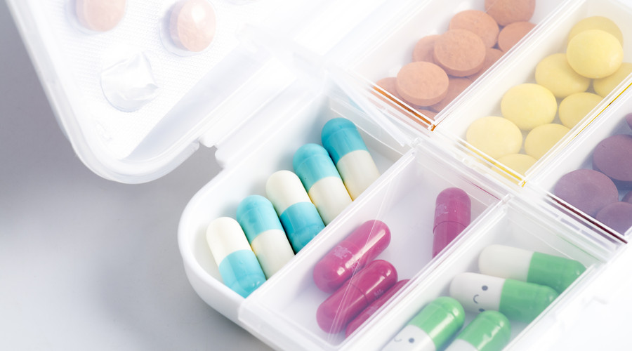 腹泻多喝盐水好吗,腹泻要多喝热水会加重腹泻吗