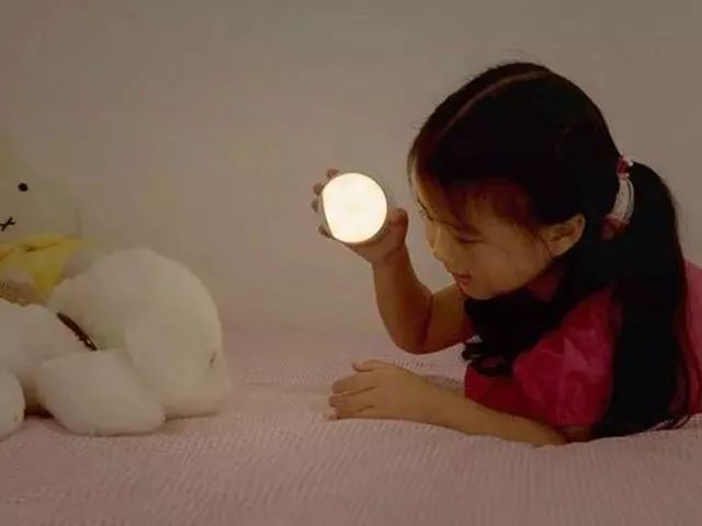 一条拼团｜哪里都能放的感应小夜灯，多层电热锅