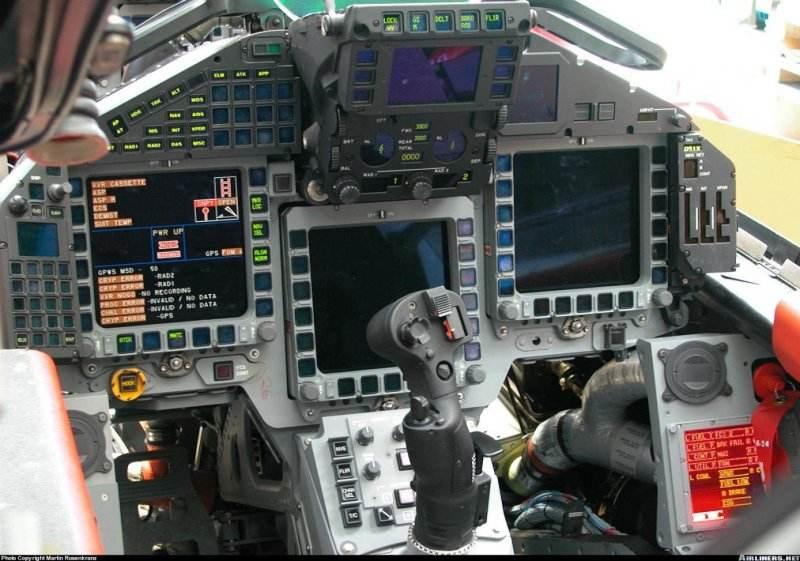 英国为卖战机不择手段租整架客机雇百名女模特：印度将再次上当