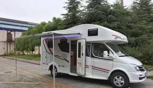 租房车出游,自驾游租什么房车好一点