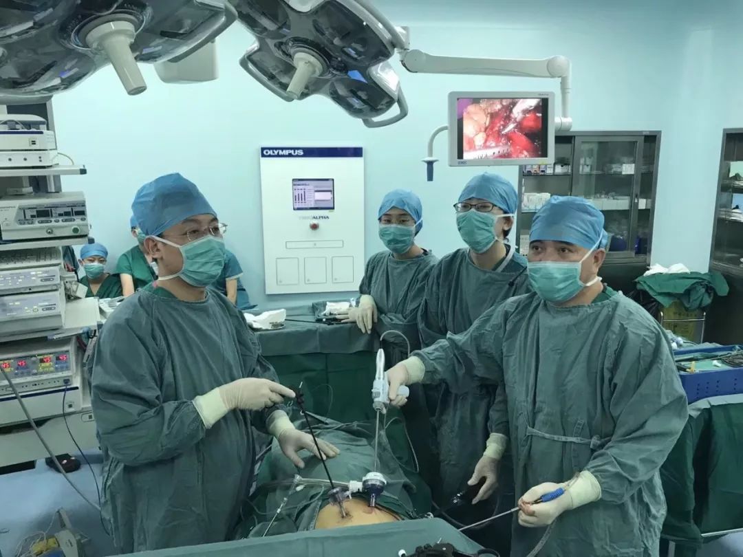 体检肾上有肿瘤就要做手术么,体检发现的小的肾肿瘤如何治疗