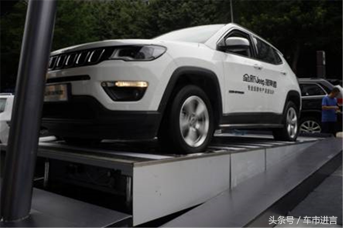 征服8D魔幻城市JEEP来渝讲述4X4背后的黑科技