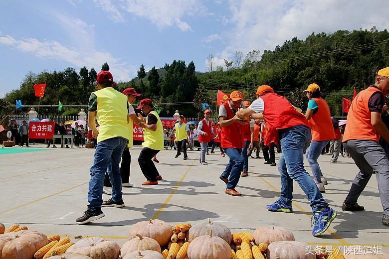 梯田叠嶂入云霄,稻谷飘香庆丰年,汉阴稻香旅游节在凤堰梯田启动
