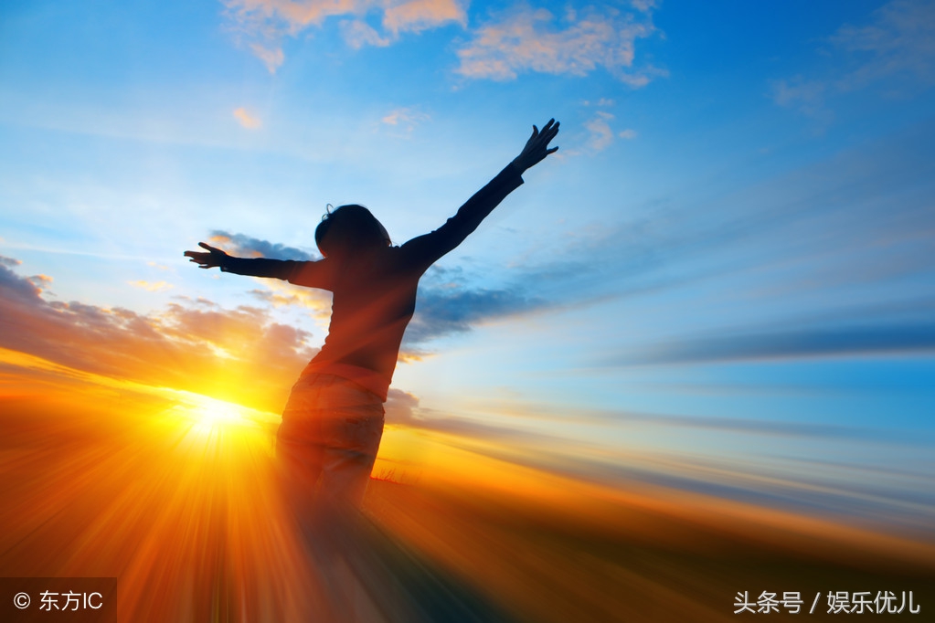 英文激励短句100句简单,激励人的英文句子初中生