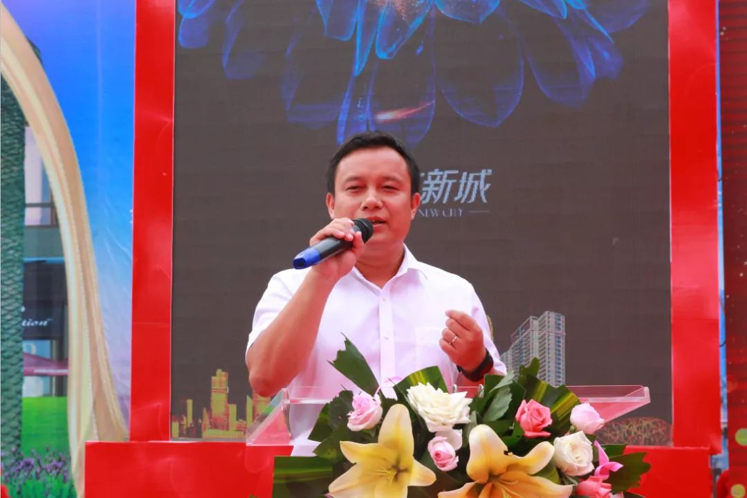 *钟金**领航，武广启航｜*钟金**武广新城营销中心盛大开放！未卖先火！