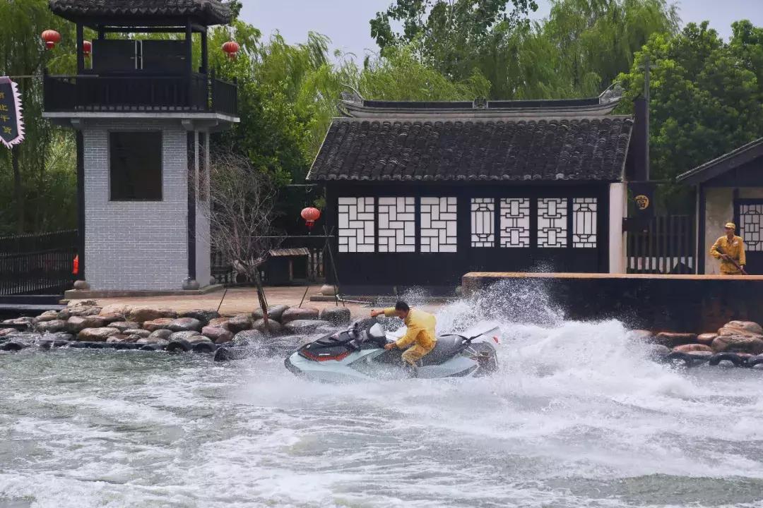 沙家浜芦苇荡游玩体验感想,沙家浜风起芦苇荡