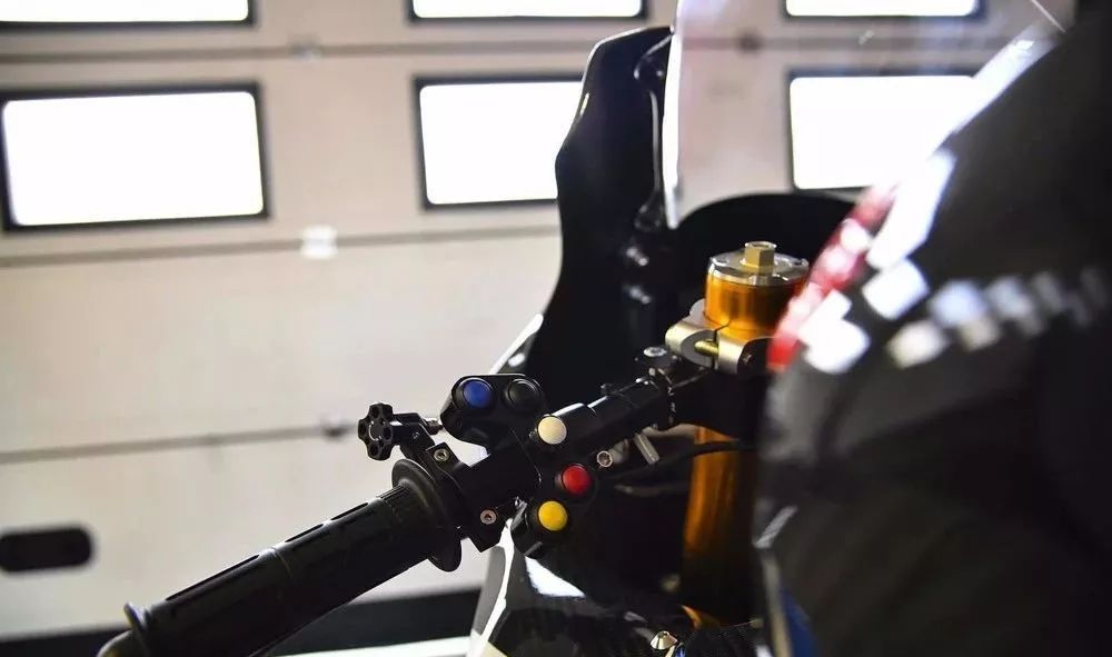 买不起的豪华suv,买不起的suv有哪些