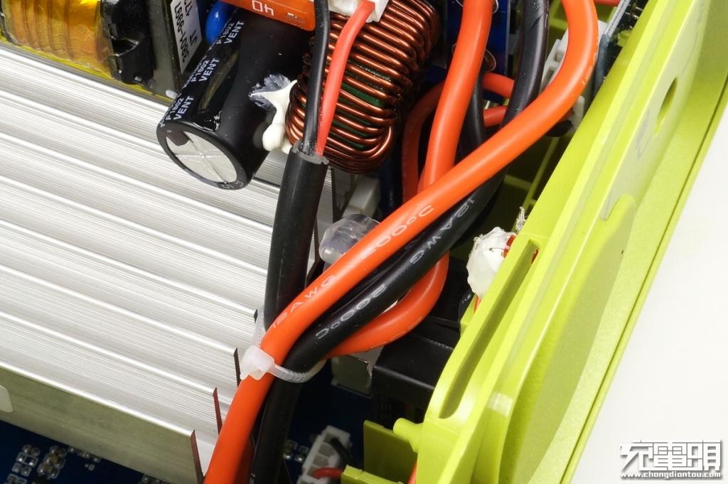 电小二户外电源拆解,电小二户外电源拆机