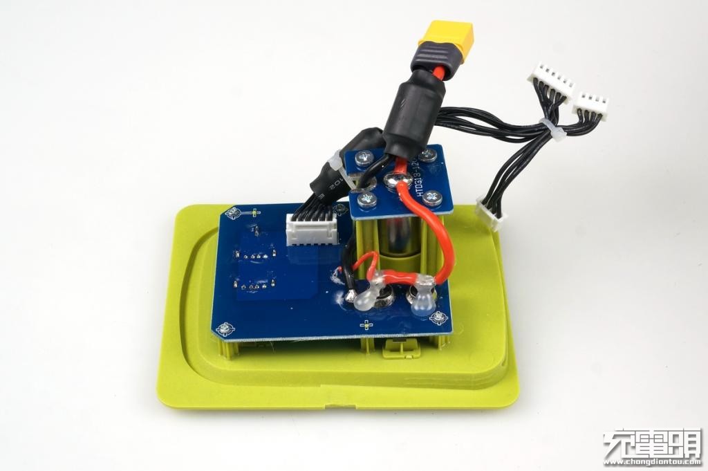 电小二户外电源拆解,电小二户外电源拆机