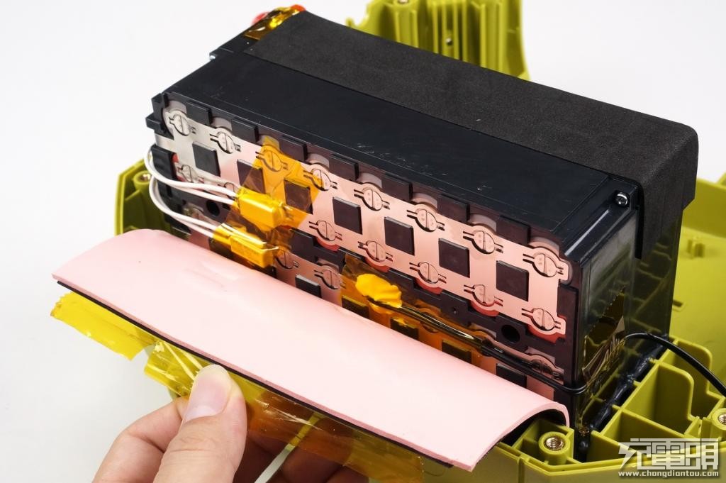 电小二户外电源拆解,电小二户外电源拆机