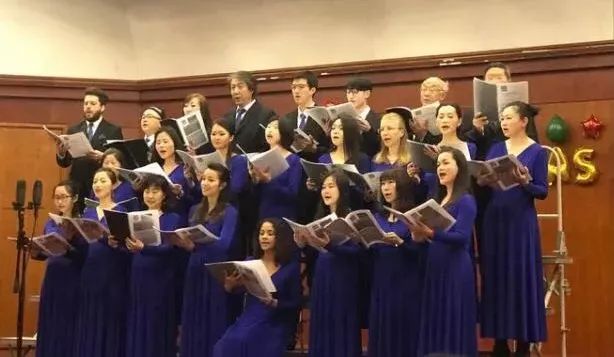 高逼格的社团招新,下雨天的社团招新你见过吗