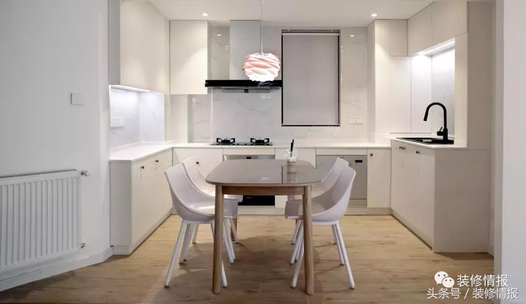 厨房是斜的怎么设计,楼中楼的大厨房大餐厅的设计