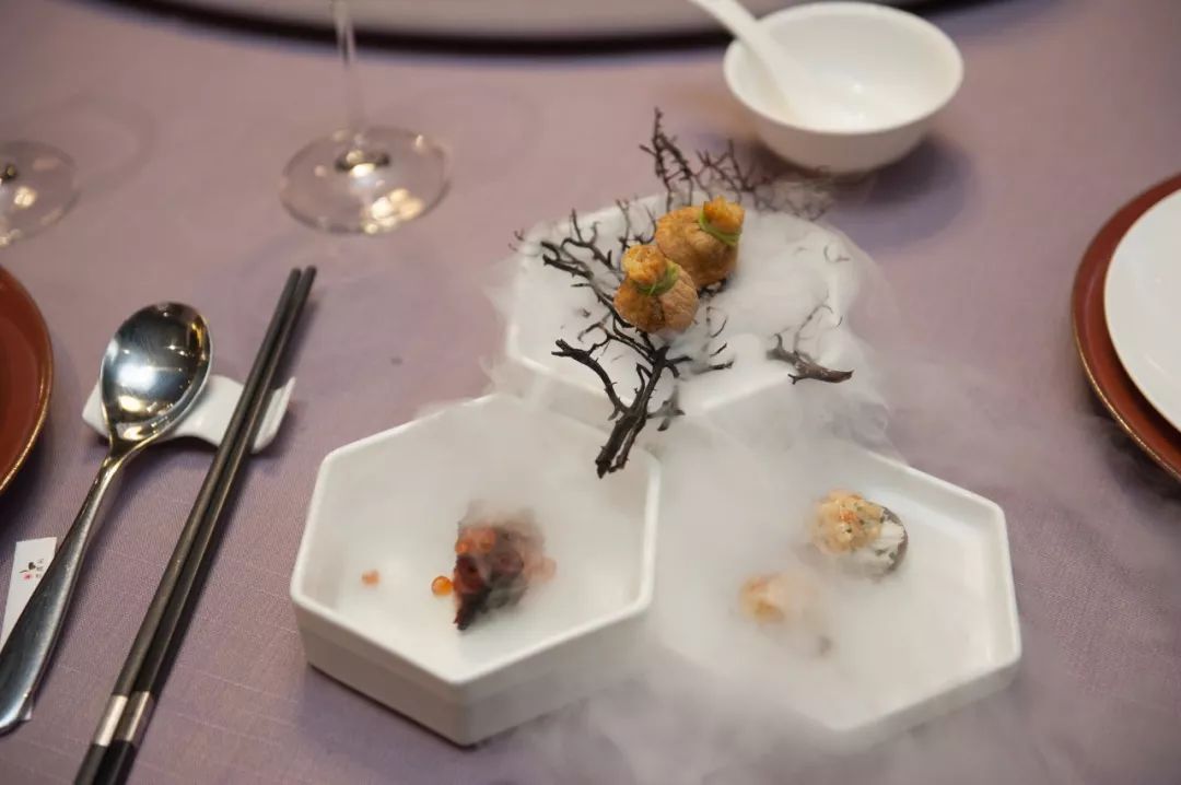 在伤口上撒盐,在伤口上撒盐会成什么样