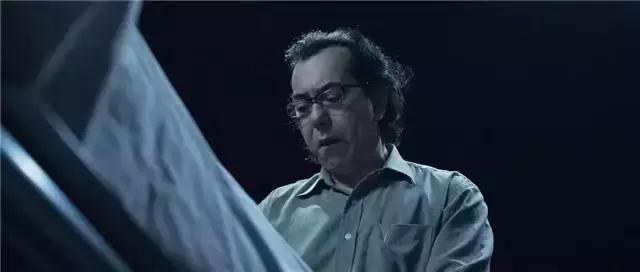 黄秋生拍了哪些恐怖悬疑片,黄秋生鬼片电影排行榜