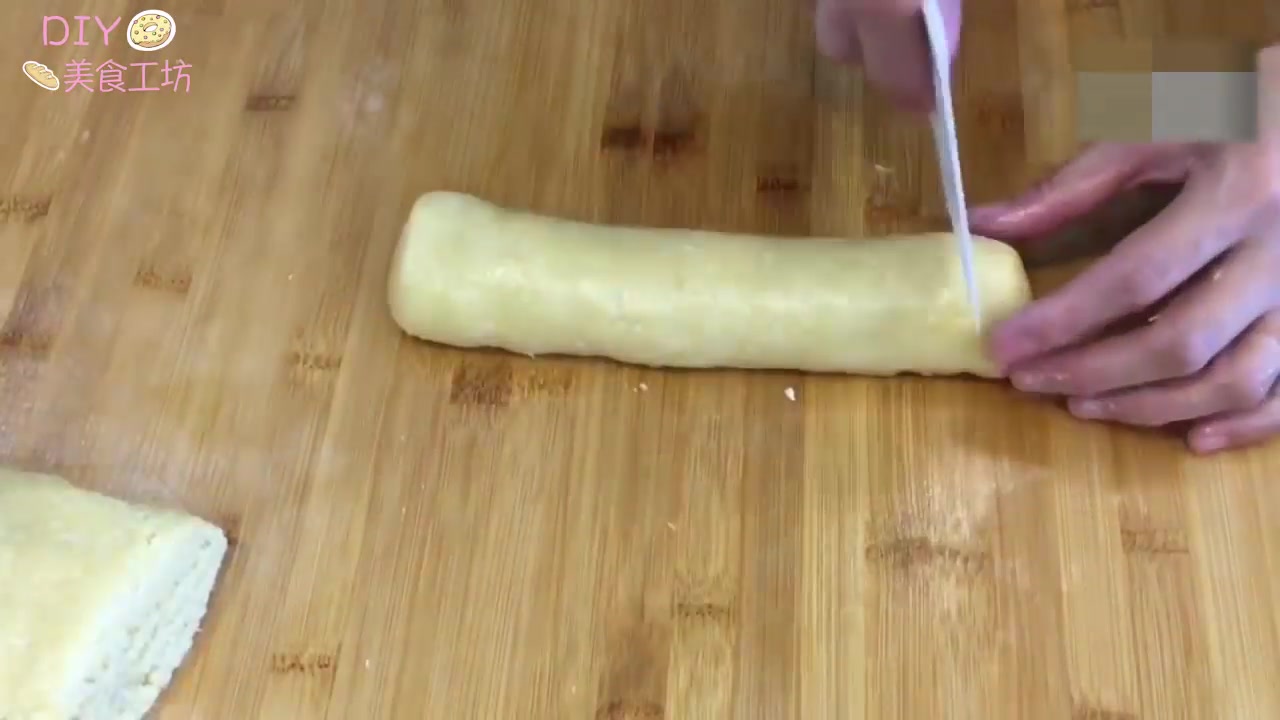 椰丝牛奶味饼干怎么做,正宗椰丝饼干的做法视频