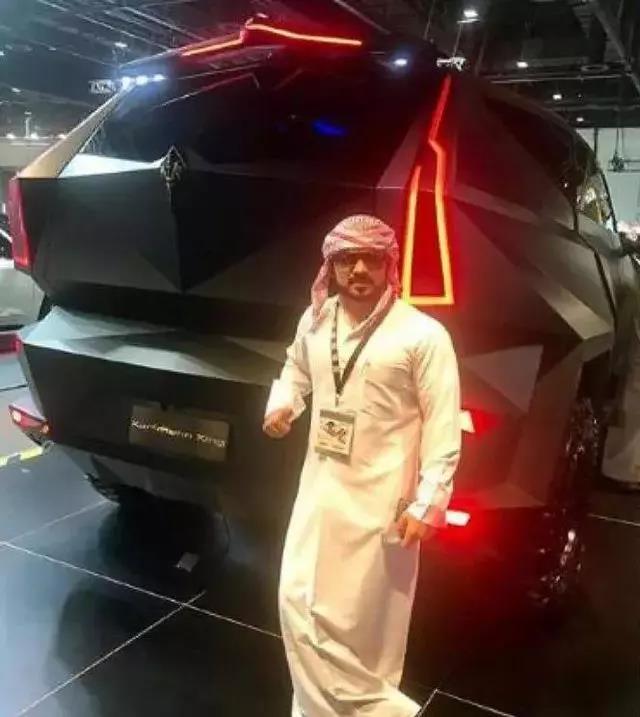 路虎揽胜越野车最贵的是哪款车,世界上唯一一辆最贵的越野车