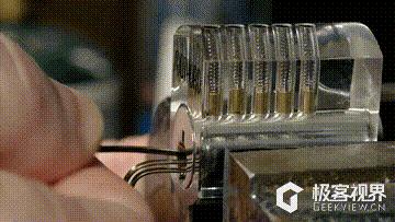 忘带钥匙进不了门,忘带钥匙了进不去了怎么办