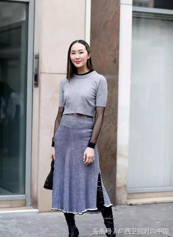 针织衫短袖里面应该穿什么,黑色金丝宽松短袖针织衫怎么搭