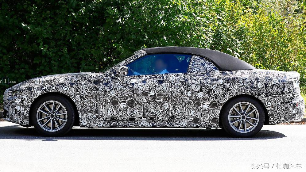 宝马4系敞篷版平行进口,全新宝马4系敞篷路拍