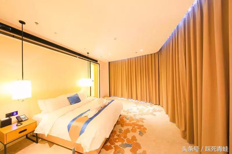 金麟湾温泉度假酒店房间内泡池,金麟湾温泉度假酒店优惠团购