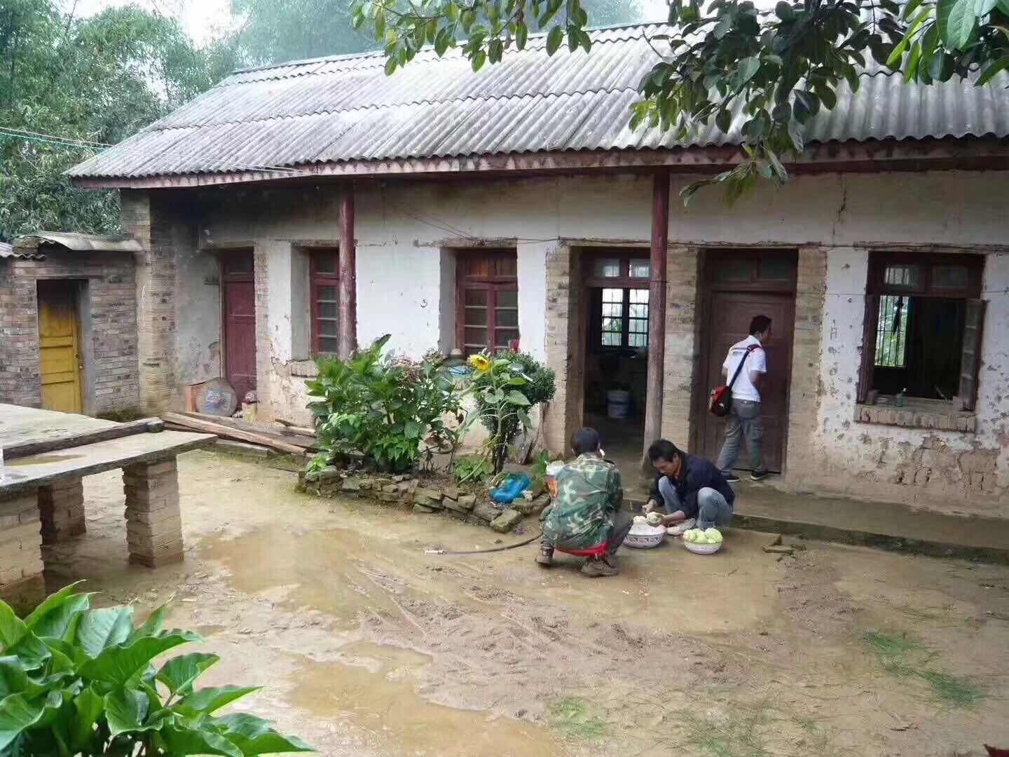 鍒涜壓瑁呴グ鍕愭捣,鍒涜壓瑁呴グ閬傛槍