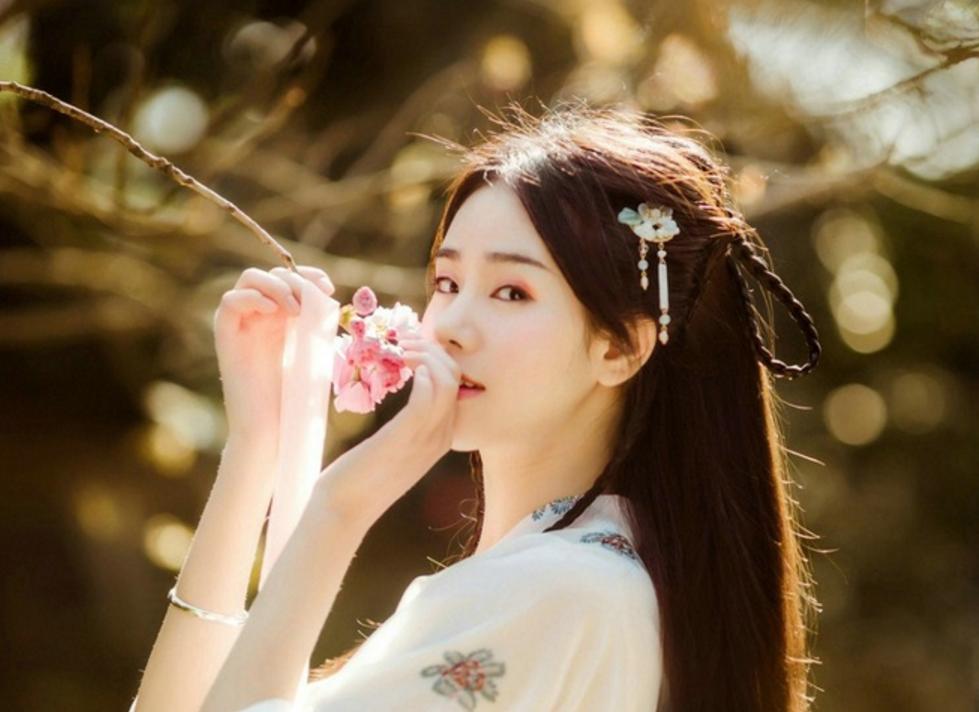 “先生，太太走的很着急，她说，她可能永远都不会再回来了……”