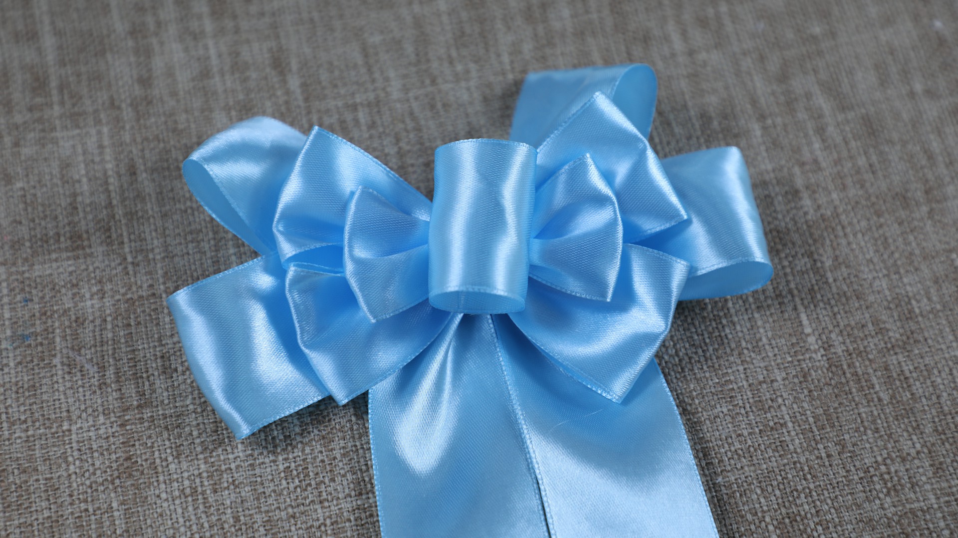 能让你一秒就能学会的蝴蝶结系法,蝴蝶结的系法慢教程不容易散