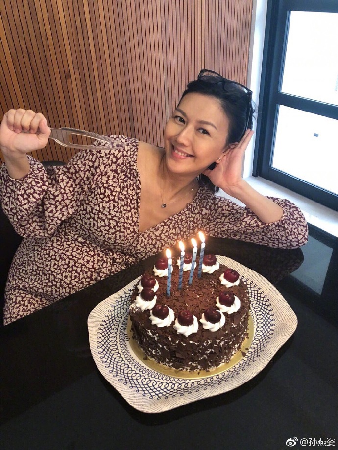 谁说怀孕就会邋遢，孕期我们也要美美哒，秋季穿衣指南送给你