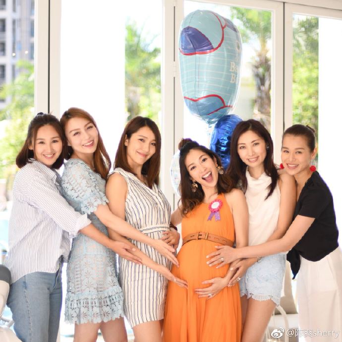 谁说怀孕就会邋遢，孕期我们也要美美哒，秋季穿衣指南送给你