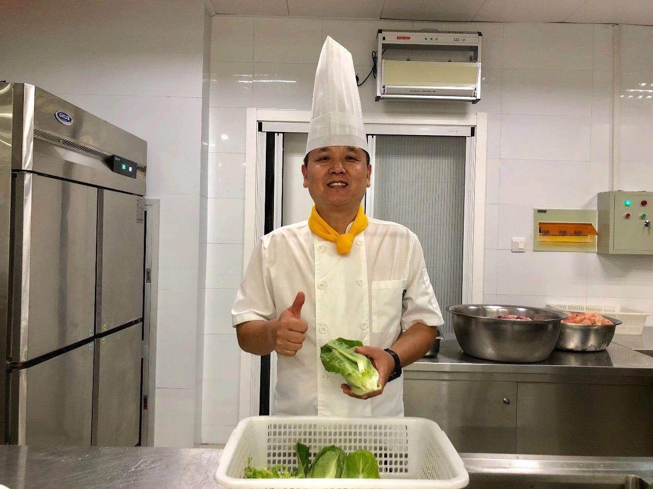 小苏君大揭秘！看看苏宁球员餐厅不为人知的故事~