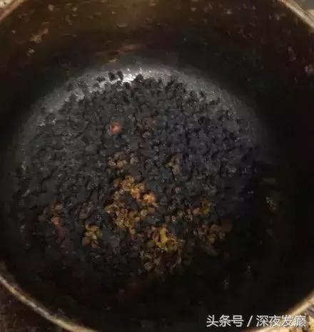 看，这就是让女朋友进厨房的后果