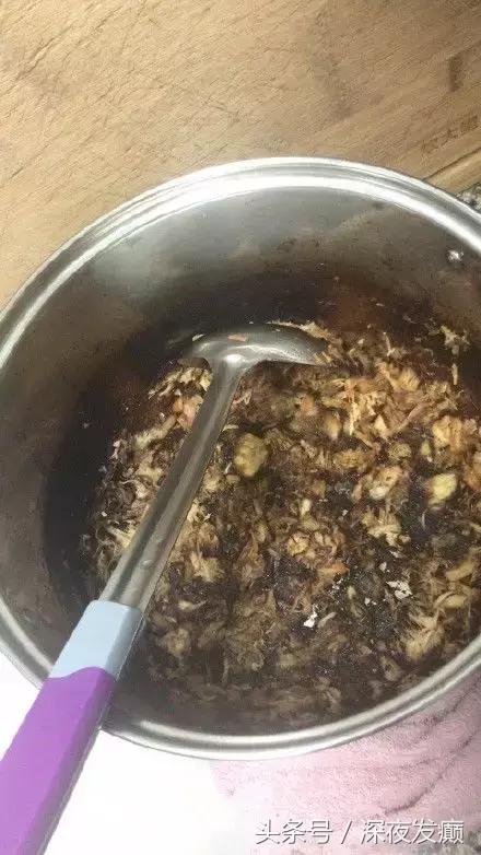 看，这就是让女朋友进厨房的后果