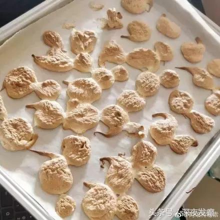 看，这就是让女朋友进厨房的后果