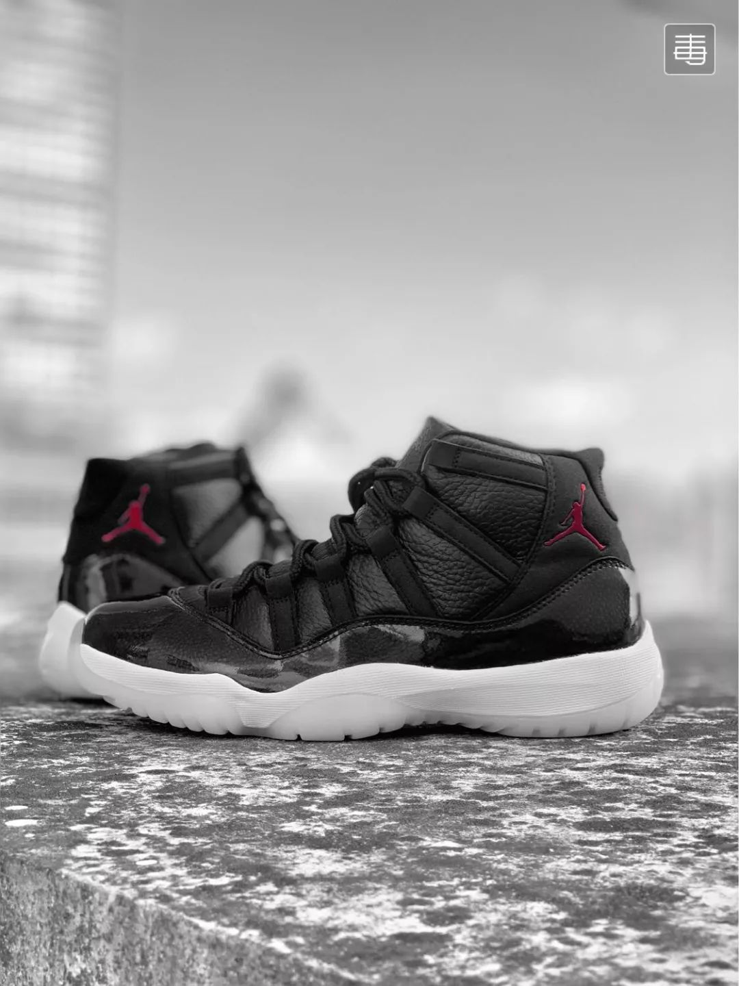 晒出你脚上穿的鞋子,晒出你的球鞋照片