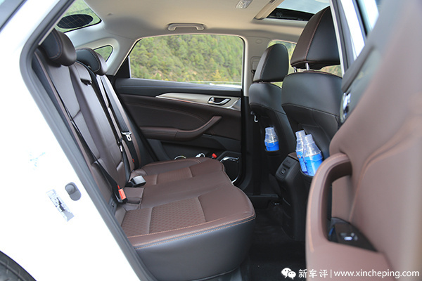 长安逸动ev4602022款参数,2022长安逸动ev460试驾