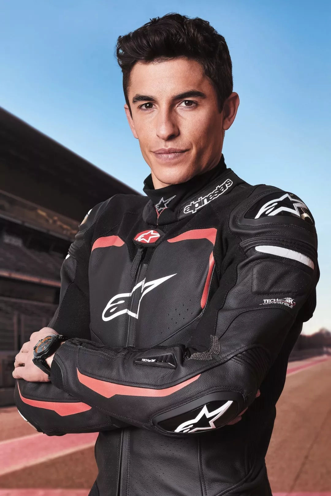 解析摩托冠军腕表——马奎兹限量联名版