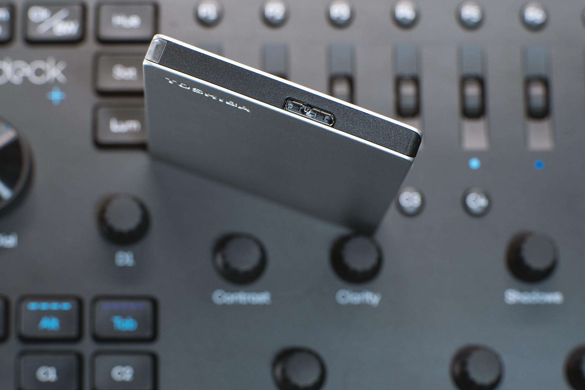 东芝canvioslim移动硬盘,东芝移动硬盘slim4