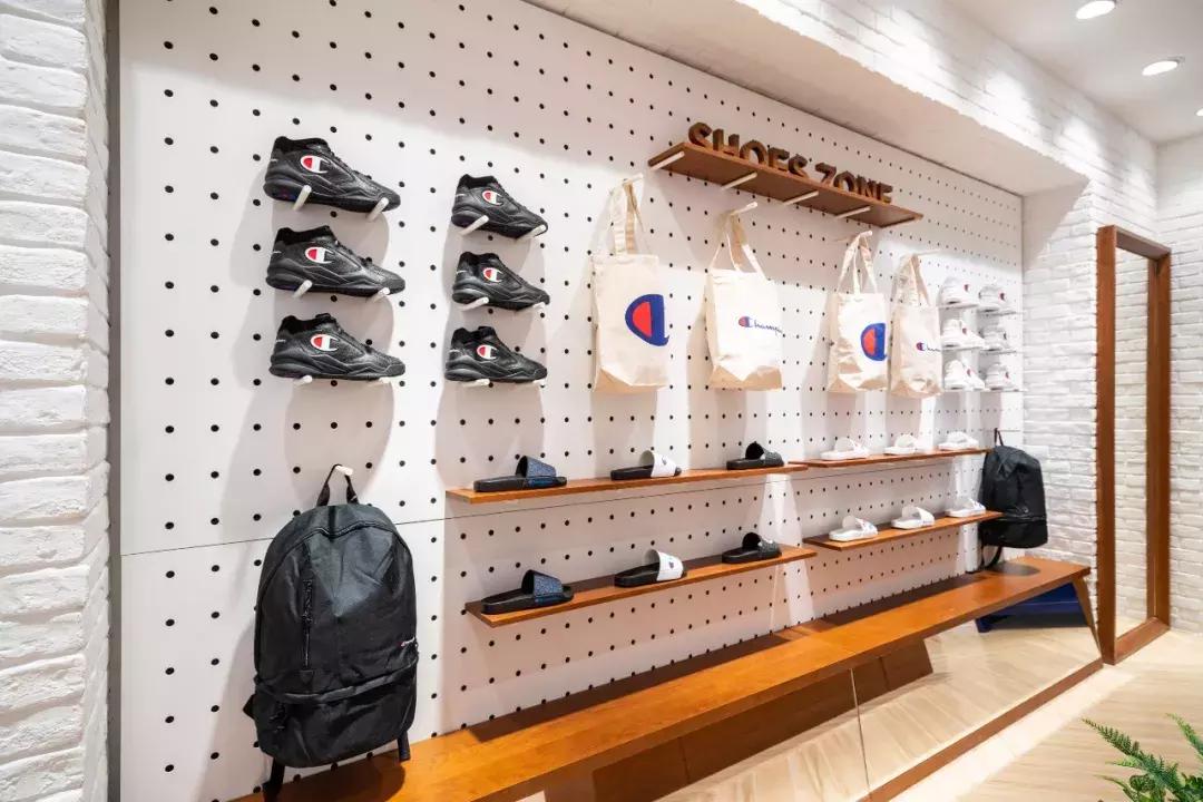 潮牌champion上海开店,美国的一款潮牌champion