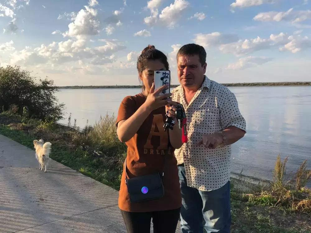 彼得洛夫回不去的老家纪录片全集,东北农村农民的幸福生活