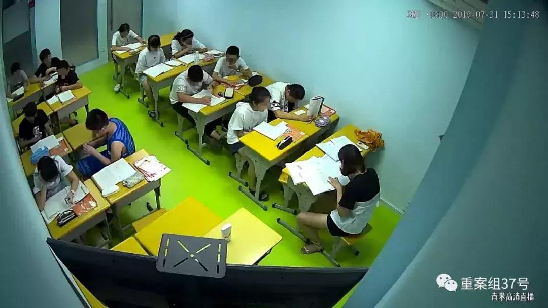 从怀孕到哺乳，女子被直播2年却毫不知情！看看你有没有这个APP……