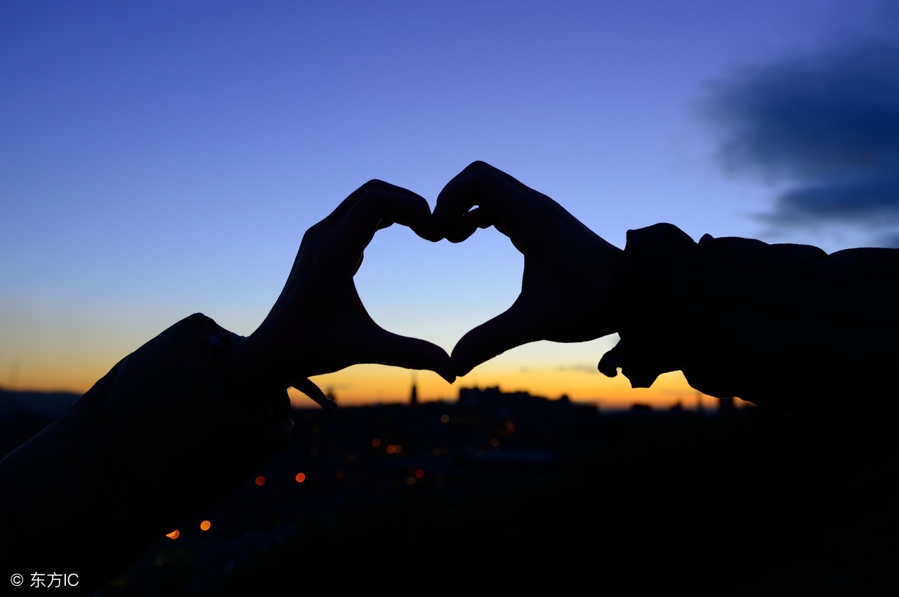 双语美文｜怦然心动：Ihadflipped.Completely.