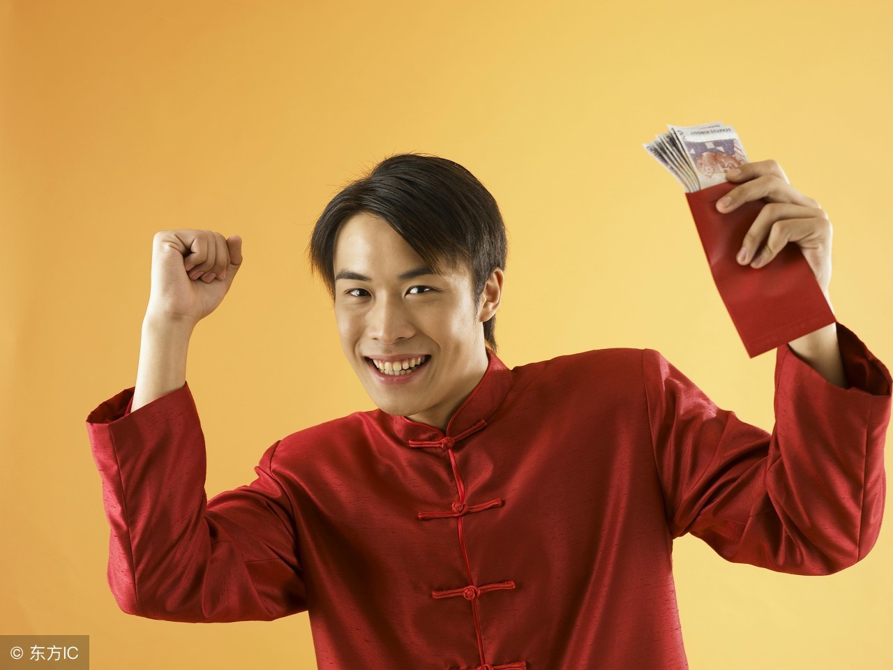 自媒体新手月赚1万+教程，告诉你涨粉、找视频的秘密！