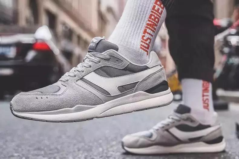 2018安踏李宁都出了什么好看的鞋 (李宁安踏高颜值气垫鞋)