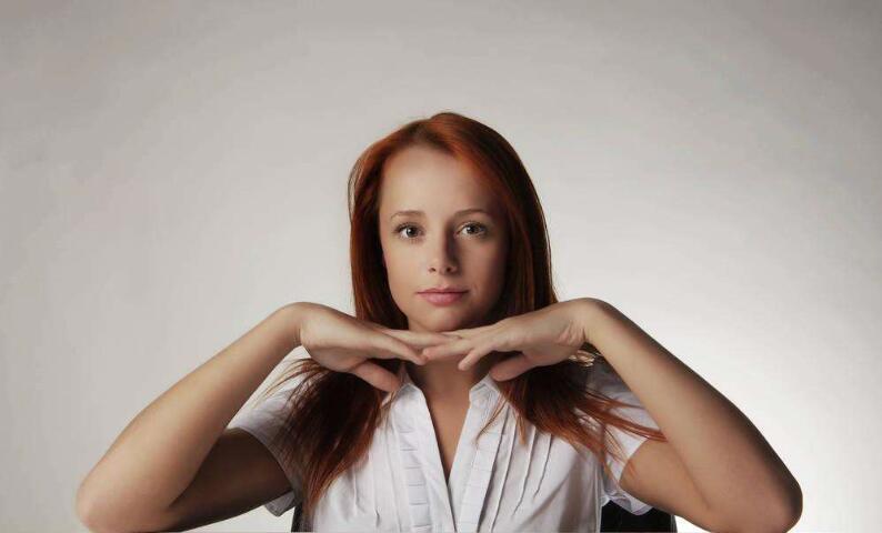 卫生巾除去拯救女性经期，竟然还是居家旅行的必备神器