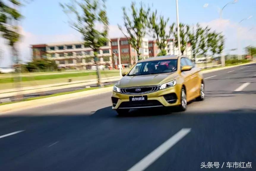 缤瑞2019款200tdct缤驰版,吉利缤瑞2020款1.4t豪华版灯光