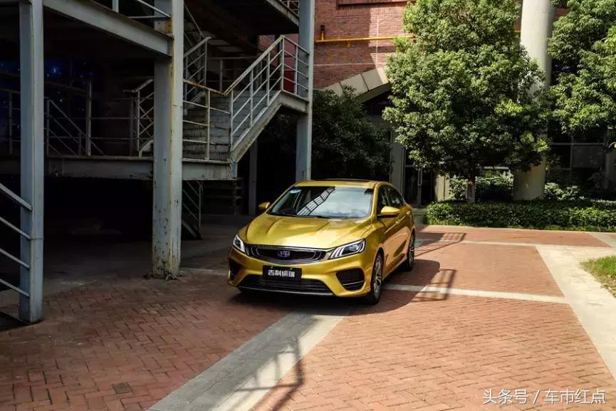 缤瑞2019款200tdct缤驰版,吉利缤瑞2020款1.4t豪华版灯光