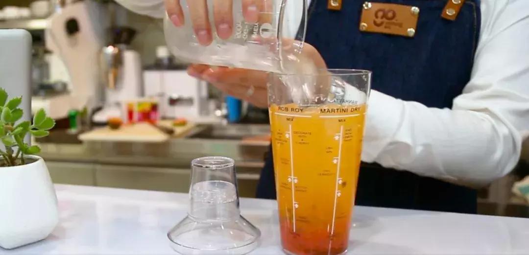 来自骗子的自述,来自粉丝的自述