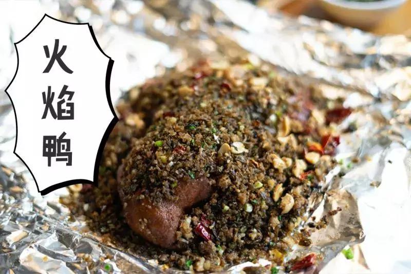 去这家店吃饭还要带西瓜霜？！成都这个“网绿”店暗藏玄机~