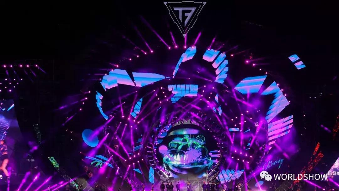 tfboys五周年主持,tfboys5周年演唱会搭建